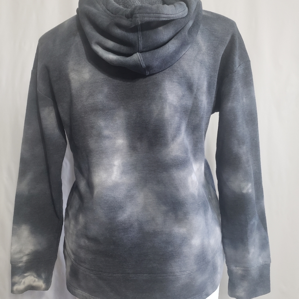 Universal Threads tie-dye hooded pullover - Picture 5 of 5